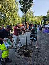 Baumpflanz-Challenge an der Herriedener Straße